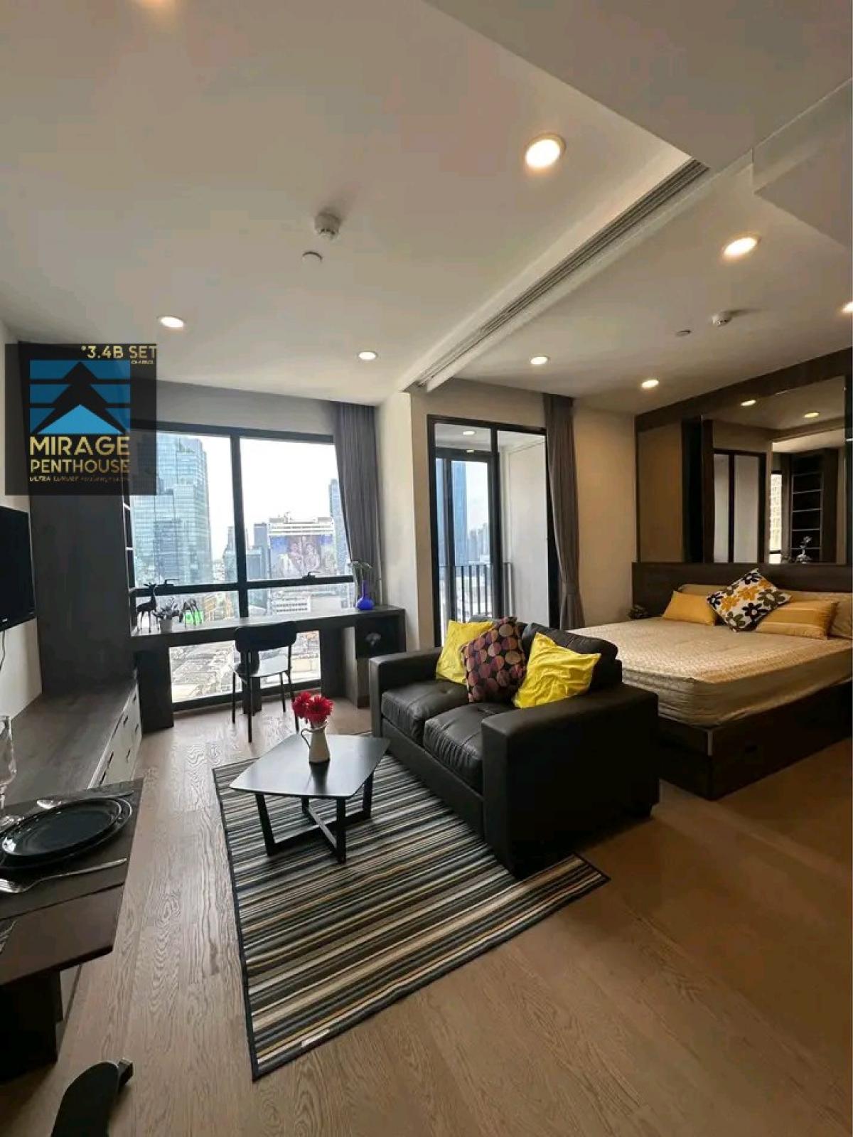 For RentCondoSiam Paragon ,Chulalongkorn,Samyan : 🔥🔥👑✨🅻🆄🆇🆄🆁🆈!!👑Highest floor Very beautifully decorated!!🏦👑SUPER LUXURY luxurious 👑 new luxury room, most beautifully decorated ✨ very high floor Beautiful view ✨fully furnished!!✨🔥🔥 🎯🎯Ashton chula-silom✅1