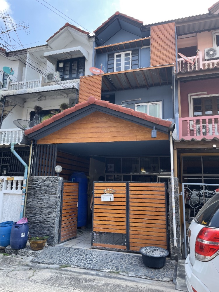 For SaleTownhouseRathburana, Suksawat : 3-story townhouse for sale, Sinthawee Village, Suan Thon 1, Pracha Uthit 44 - Thung Khru, beautiful house, good location.