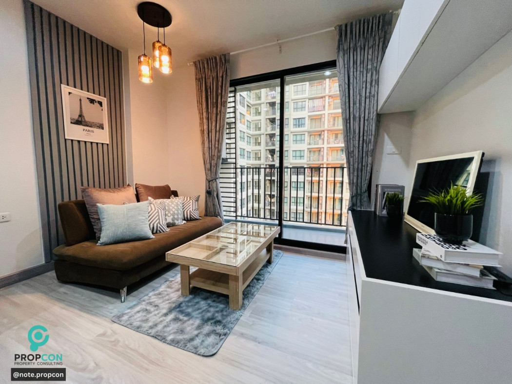 For SaleCondoChaengwatana, Muangthong : Condo for sale, newly decorated, 1 bedroom, large size, same price as medium size, The Base Chaengwattana.