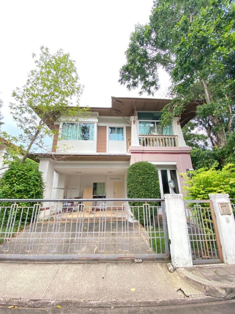 For RentHouseBang Sue, Wong Sawang, Tao Pun : ♦ Good Deal ♦ 2-story Single house, 89.00 sq.m, 3 beds | Near The Mall Life Store Ngamwongwan 6 mins, Red Line BTS Bang Khen 9 minus.