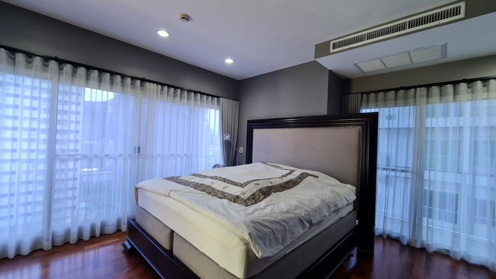 For SaleCondoSukhumvit, Asoke, Thonglor : 📍✅ Selling at a friendly price, Condo for sale Noble Ora Location Thonglor, Building Y, city center, good location, Asoke Montri Road, Watthana, Bangkok, 11th floor, 1 bedroom, 1 bathroom, Size 140, price 18.5 (transfer fee 50/50), big room, good furnitur