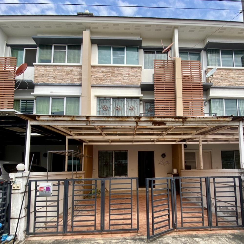 For SaleTownhouseKaset Nawamin,Ladplakao : 3-story townhouse for sale, Town Plus Kaset-Nawamindra (Town Plus Kaset-Nawamindra)  3-story townhome, size 25 sq m, usable area 300 sq m, 3 bedrooms, 3 bathrooms