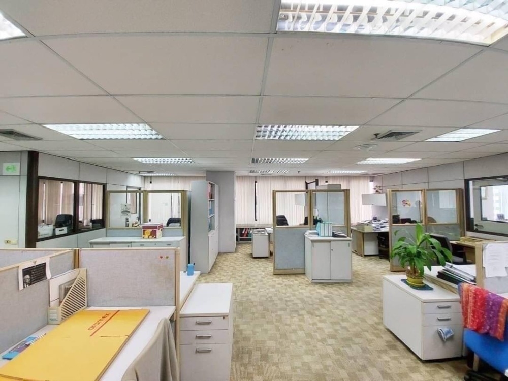 For RentOfficeSukhumvit, Asoke, Thonglor : Office for rent, Ocean Tower 2  near Asoke BTS.