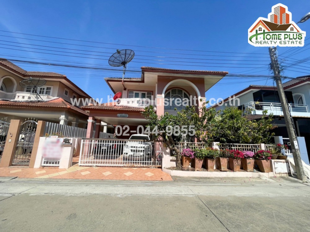 For SaleHouseMin Buri, Romklao : Preecha Romklao Village, Romklao Road (Preecha Romklao), very good location, beautifully decorated, ready to move in.