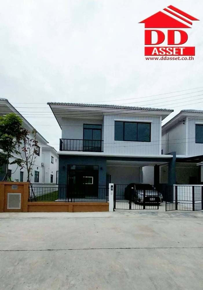 For SaleTownhouseNonthaburi, Bang Yai, Bangbuathong : 2-story semi-detached house for sale, The Essence Chaiyaphruek-Wongwaen project, code H8029.