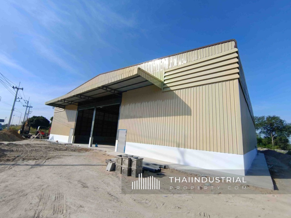 For RentFactoryPattaya, Bangsaen, Chonburi : Factory or Warehouse 1,000 sqm for RENT at Nong Pla Lai, Bang Lamung, Chon Buri/ 泰国仓库/工厂，出租/出售 (Property ID: AT1334R)