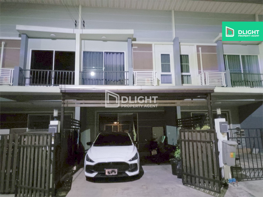 For SaleHouseLadkrabang, Suwannaphum Airport : Urgent sale, Townhouse Supalai Pride Bangna Lat Krabang, 19.2 sq m, 3 bedrooms, 2 bathrooms, price 2.2 million baht.