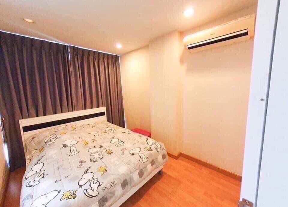 For SaleCondoWongwianyai, Charoennakor : Condo near BTS Krungthon and Icon Siam Tourmaline Lite Sathorn-Taksin with furniture only 2.59 million baht.