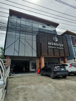 For SaleShop HousePattaya, Bangsaen, Chonburi : Commercial Building with 3 Floors / Bay Pass Road, Chonburi / 3 Bedrooms.