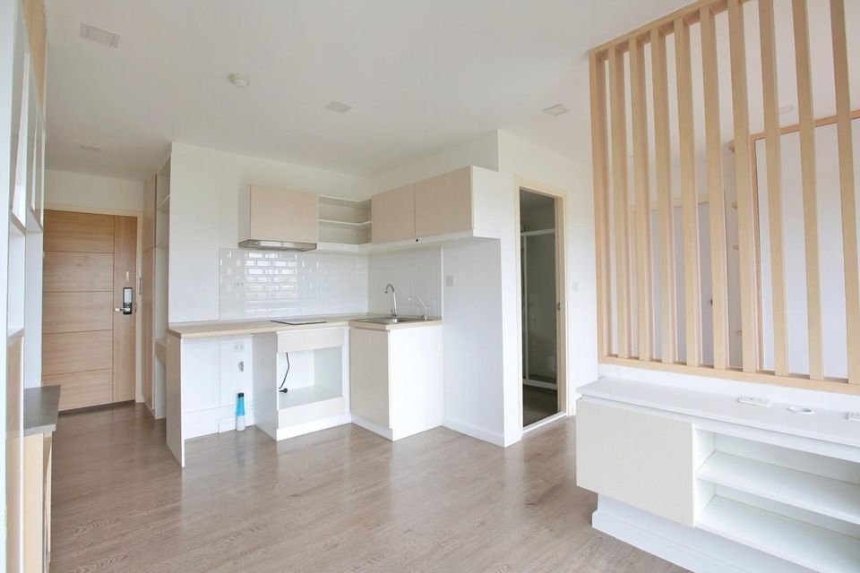 For SaleCondoBangna, Bearing, Lasalle : Condo for sale, Pause Sukhumvit 103, never rented out. Built-in furniture ready to use throughout the room