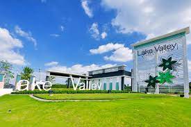 For SaleHousePattaya, Bangsaen, Chonburi : 2-story semi-detached house for sale, Lake Valley Village, Bueng - Bowin, Sriracha.