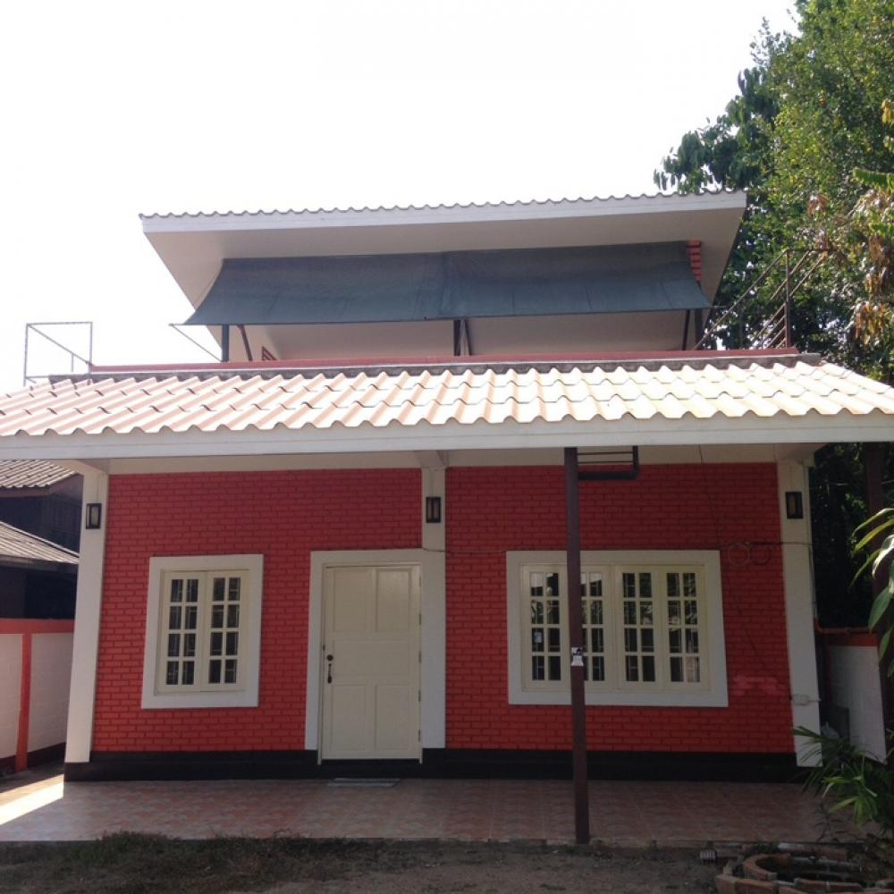 For SaleHouseChiang Mai : House for Sell. Kaewnawarat Road, spacious house, near Wat Ket, Muang Chiang Mai