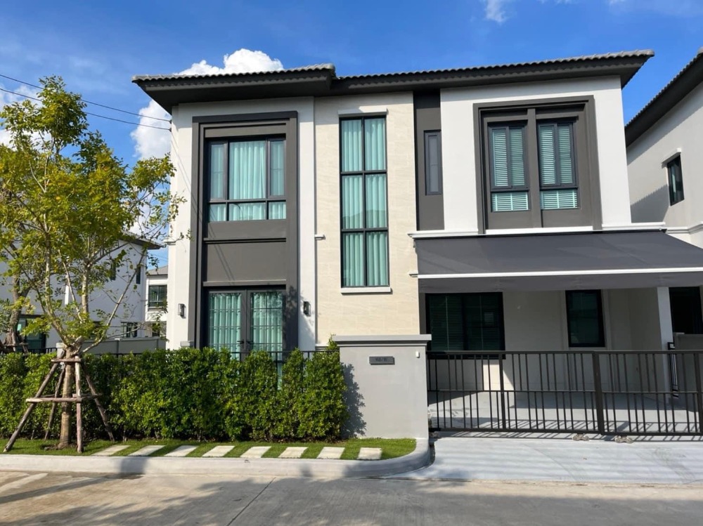 For SaleHouseSamut Prakan,Samrong : ♢ Modern style ♢ Detached house, 2 floors, 182.00 sq.w. | 3 beds 4 baths | near Muang Kaew Golf Course 4 mins, IKEA & Mega Bangna 8 mins, Prince Suvarnabhumi Hospital 11 mins