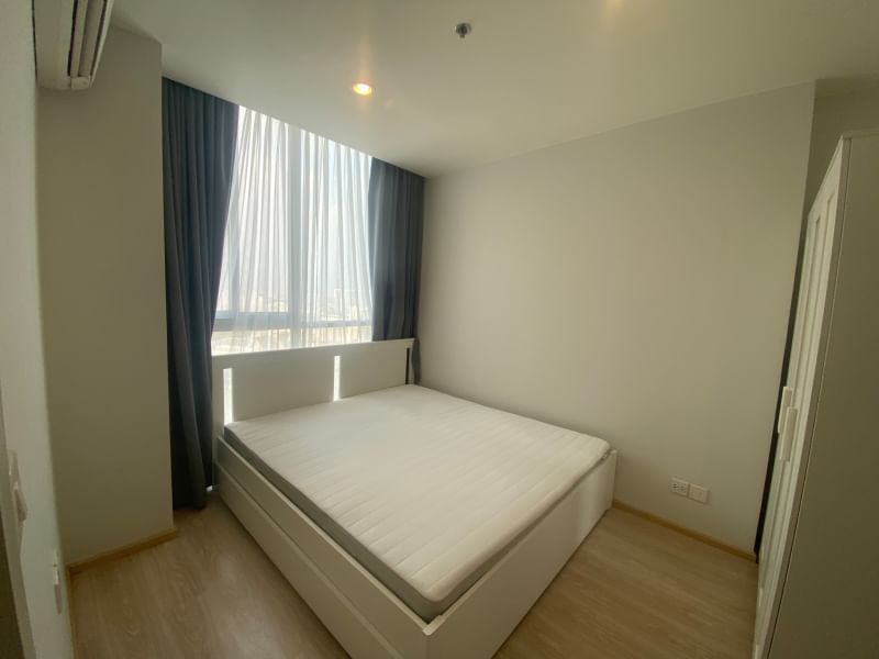 For RentCondoRatchadapisek, Huaikwang, Suttisan : *** Condo for rent : Noble Revolve Ratchada near MRT***