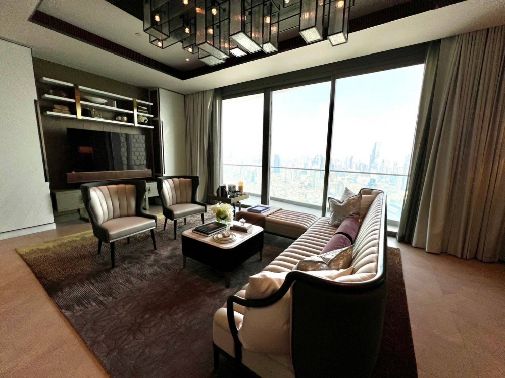 For SaleCondoWongwianyai, Charoennakor : ♦ Luxury style ♦ 40+ Floor, Chao Phraya River view | 3 bedrooms 223.98 sq.m. | Condominium next to Chao Phraya River, Icon siam, BTS Charoen Nakhon.