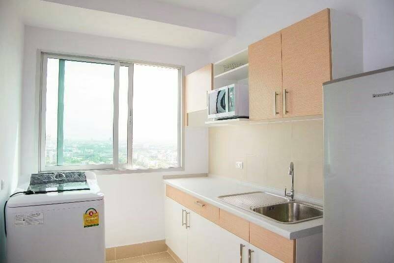 For RentCondoRama9, Petchburi, RCA : Condo Supalai Park Ekkamai-Thonglor  fully furnished, corner room, 84 square meters.