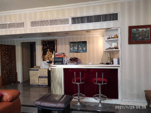 For SaleCondoWitthayu, Chidlom, Langsuan, Ploenchit : 179sqm Spacious Convenient 2 bedrooms condo for sale at Chidlom Place