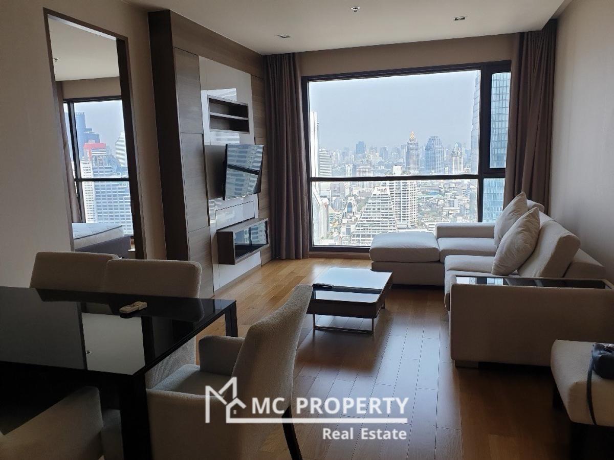 ขายคอนโดสาทร นราธิวาส : THE ADDRESS SATHORN 2 bedroom 87sqm biggest size layout highest floor super rare unit for sale only 20Mb please contact 0816878954