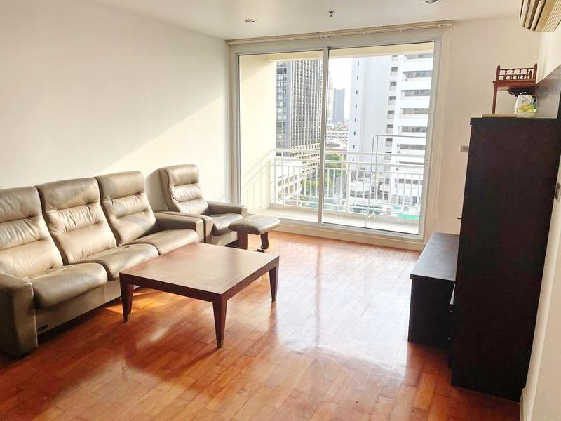 For SaleCondoSilom, Saladaeng, Bangrak : For Sale Baan Siri Silom 2 Bed 10.1 mb