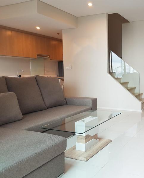 For SaleCondoRama9, Petchburi, RCA : For Sale Villa Asoke 2 Bed 9 mb