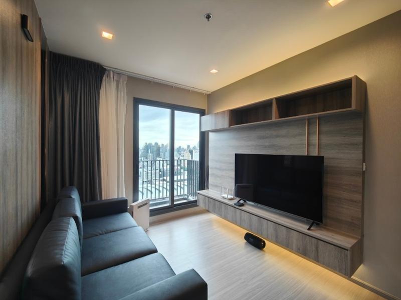 For SaleCondoRama9, Petchburi, RCA : For Sale Life Asoke Hype 2 Bed 10.5 mb