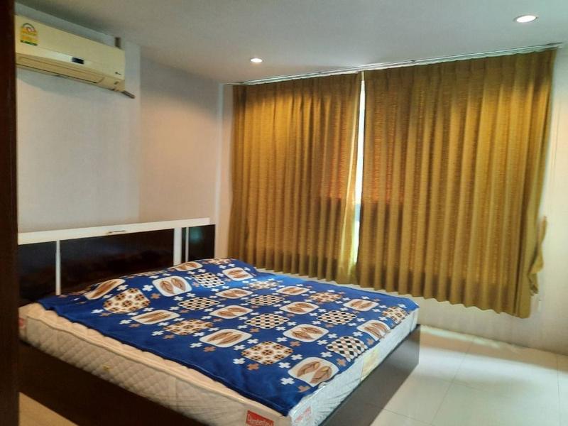 For SaleCondoSukhumvit, Asoke, Thonglor : For Sale Sukhumvit living Town 1 Bed 5.9 mb