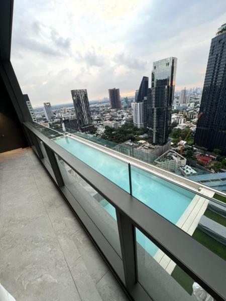 For SaleCondoSukhumvit, Asoke, Thonglor : For Sale The Strand Thonglor 3 Bed 89.9 mb