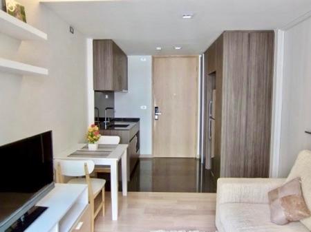 For RentCondoSukhumvit, Asoke, Thonglor : For Rent Via 49 1 Bed 21,000