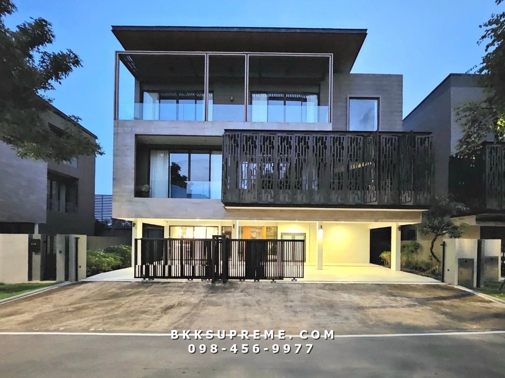 For RentHousePattanakan, Srinakarin : (For rent) ** Wana Residence Rama 9 - Srinakarin (New Krungthep Kreetha Road) 3-story detached house, LUXURY level, fully furnished, ready to move in**