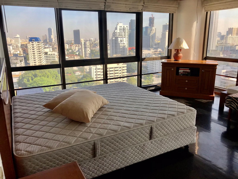 For RentCondoSukhumvit, Asoke, Thonglor : Condo for Rent, 2 bedrooms, 112 sqm., Thonglor area.