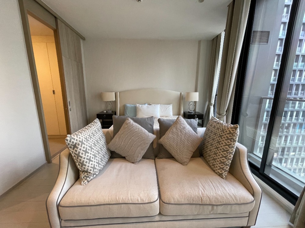 For RentCondoWitthayu, Chidlom, Langsuan, Ploenchit : Noble Ploenchit for Rent, Studio close to BTS Ploenchit [Rent!! Noble Ploenchit, studio room, next to BTS Ploenchit]