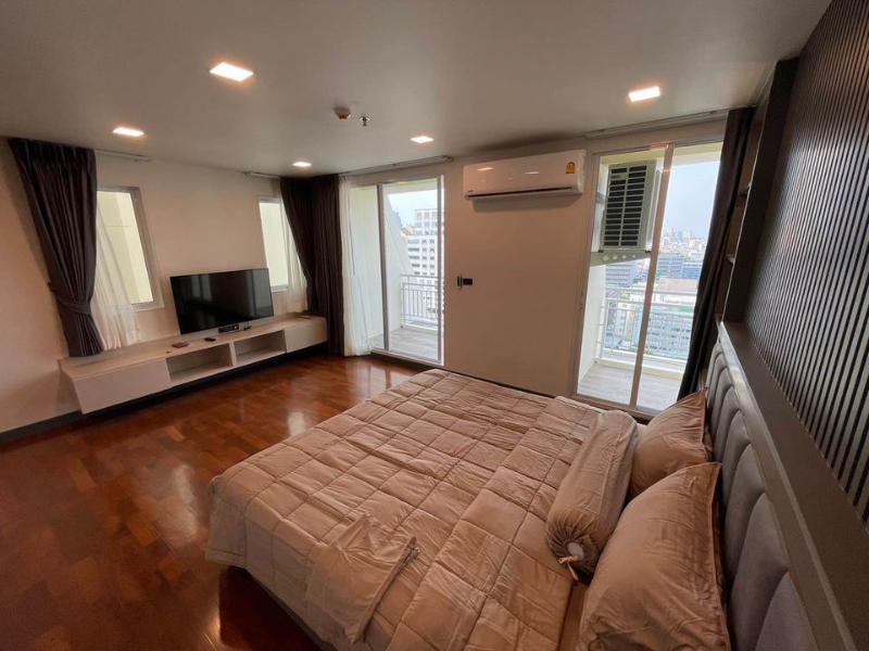 For SaleCondoSilom, Saladaeng, Bangrak : Condo For Sale Baan Siri Silom 1 Bedroom 1 Bathroom 46 sqm