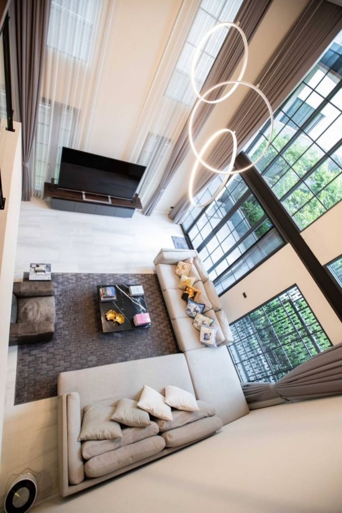 For SaleTownhomeSukhumvit, Asoke, Thonglor : For SALE Luxury Townhome Sukhumvit31 3.5-Storey 4Bed 5Bath 4Parking 41sqw 421sqm Near EmQuartier BTS Phrom Phong Terminal21