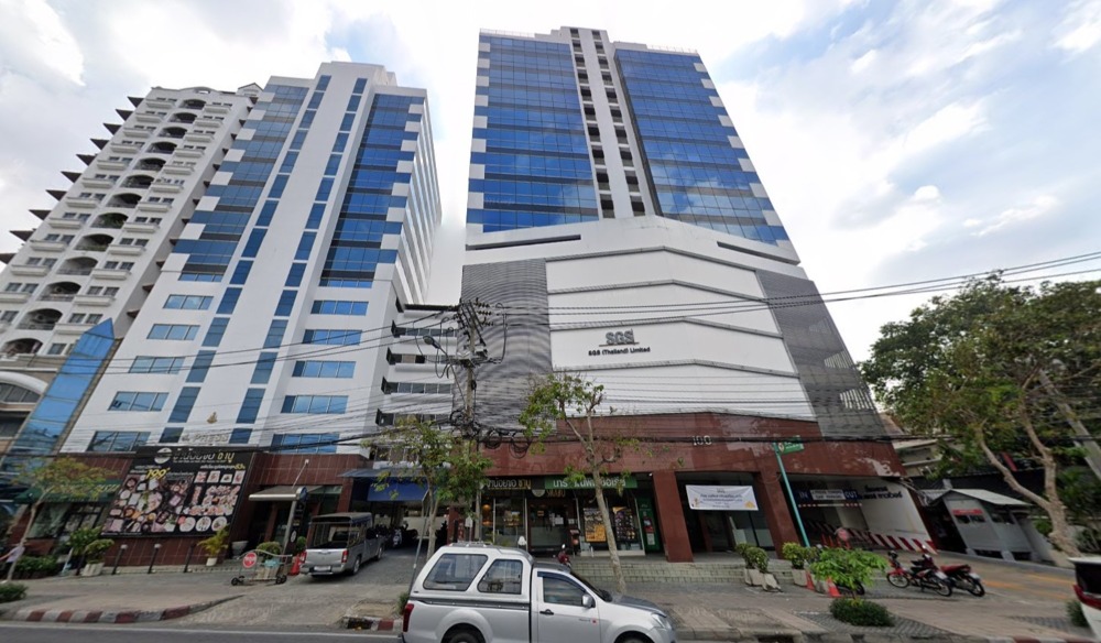 For RentOfficeRama3 (Riverside),Satupadit : J. Press Tower, office for rent on Nang Linchi Road, Bangkok, near Chalerm Mahanakorn Expressway.