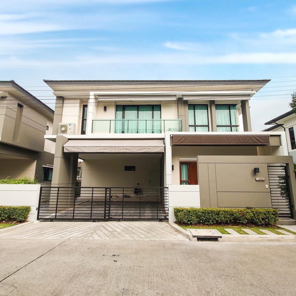 For SaleHouseNonthaburi, Bang Yai, Bangbuathong : ❖ Modern Classic ❖ 2-story single house, 68.00 sq.w. | 5 bedrooms, 2 parking spaces | Near Major Cineplex 4 mins, Esplanade Khae Rai 9 mins