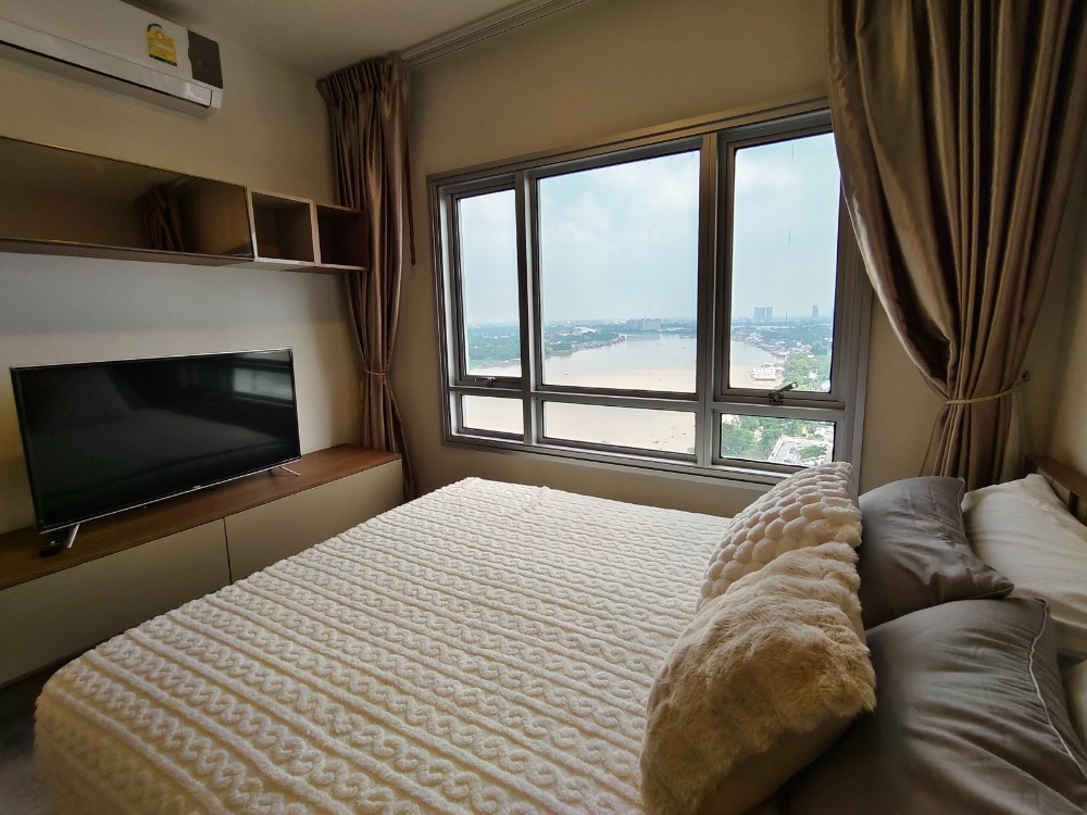 For SaleCondoRattanathibet, Sanambinna : Luxury Condo for Sale or Rent with Stunning Chao Phraya River Views!