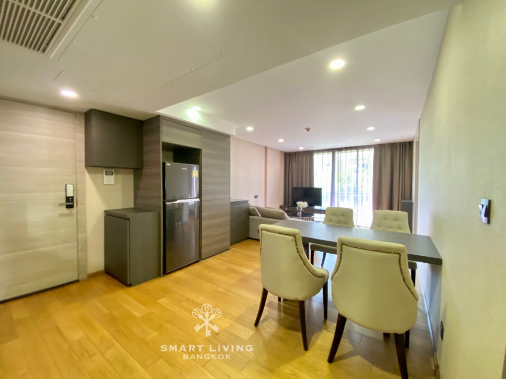 For SaleCondoWitthayu, Chidlom, Langsuan, Ploenchit : 🌿Corner unit, 2-bedroom, close to the project garden at Klass Langsuan with brand new furniture, near Lumpini Park, shopping malls, and BTS Chidlom.