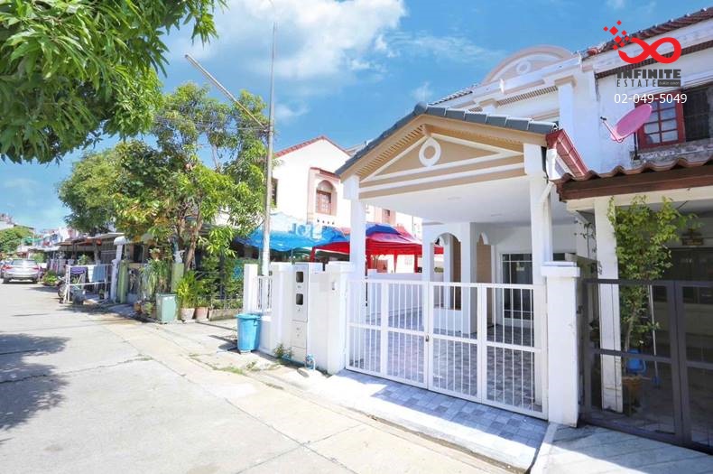 For SaleTownhouseNonthaburi, Bang Yai, Bangbuathong : 2-story townhome for sale, Nanthana Garden Village. Rattanathibet Road