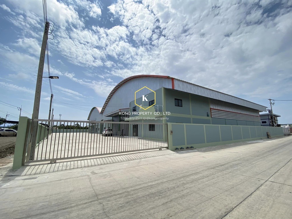 For RentWarehouseMahachai Samut Sakhon : Warehouse for rent, Khok Kham, Rama 2, Mueang District, Samut Sakhon, area 560 sq m.