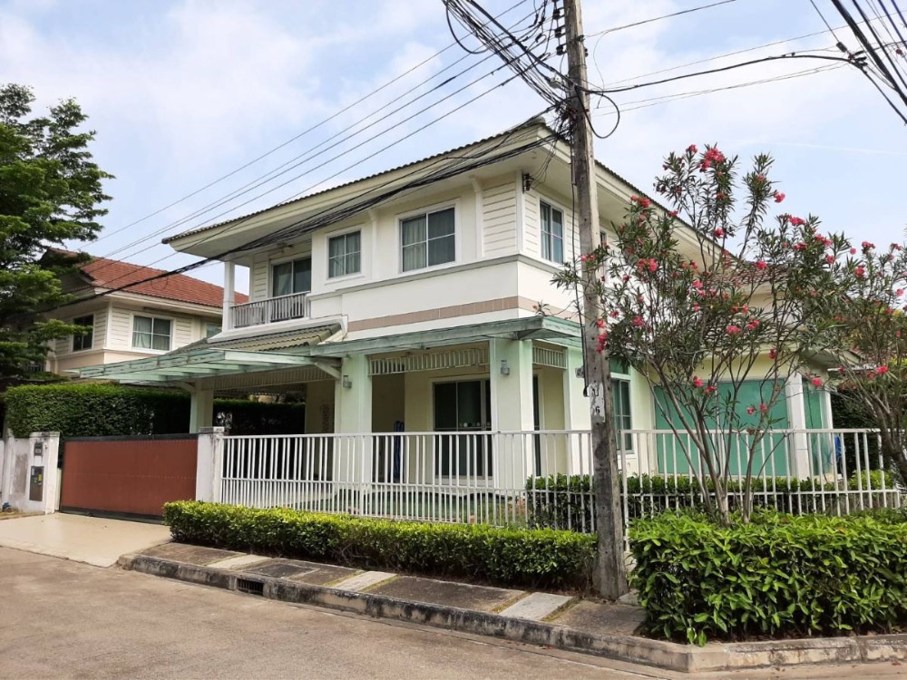 For SaleHouseRama 2, Bang Khun Thian : Cheap single house for sale, Prueklada Village, Tha Kham 2, Rama 2 area (Kanchana Expressway Rd.), beautiful house, ready to move in. L&H brand project, 4 bedrooms, 3 bathrooms, area 63 square meters, corner house, price 4,900,000.- Contact 082-569-69