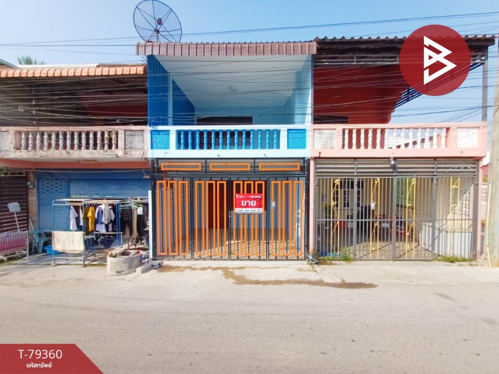 For SaleTownhomeSamut Songkhram : 2-story townhouse for sale, area 19 square meters, Lat Yai Subdistrict, Samut Songkhram.