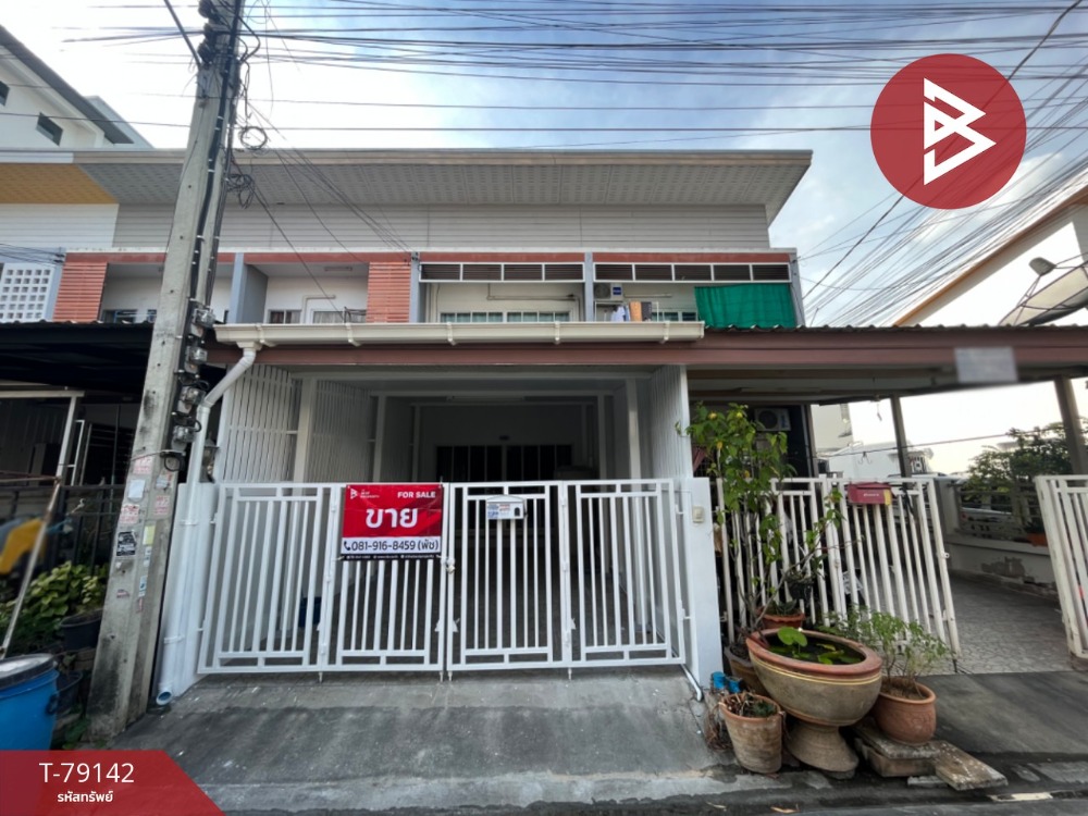 For SaleTownhouseSamut Prakan,Samrong : Townhouse for sale Rinthicha Village, Phraeksa, Samut Prakan, ready to move in.