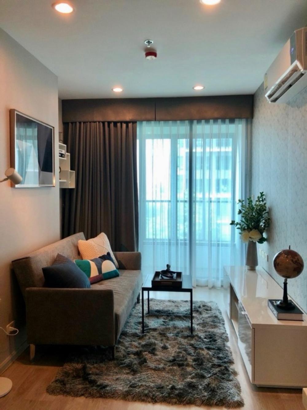 ให้เช่าคอนโดปิ่นเกล้า จรัญสนิทวงศ์ : Rent Condo One Bedroom.Corner, Private Room.