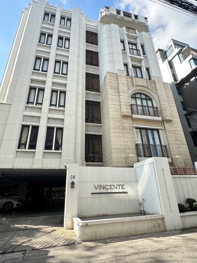 For SaleCondoSukhumvit, Asoke, Thonglor : Low Rise Condo near BTS Phrom Phong (Vincente Sukhumvit 49) Vincente Condo