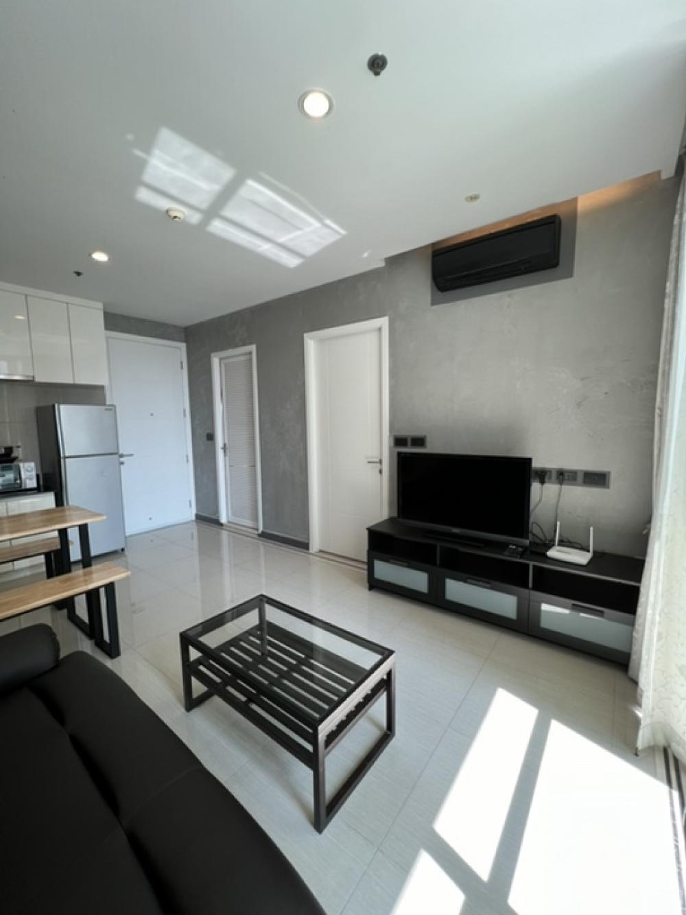 For SaleCondoRama9, Petchburi, RCA : 🔥For SALE🔥1 bedroom 39sq.m. condo in the heart of Rama9 🚊