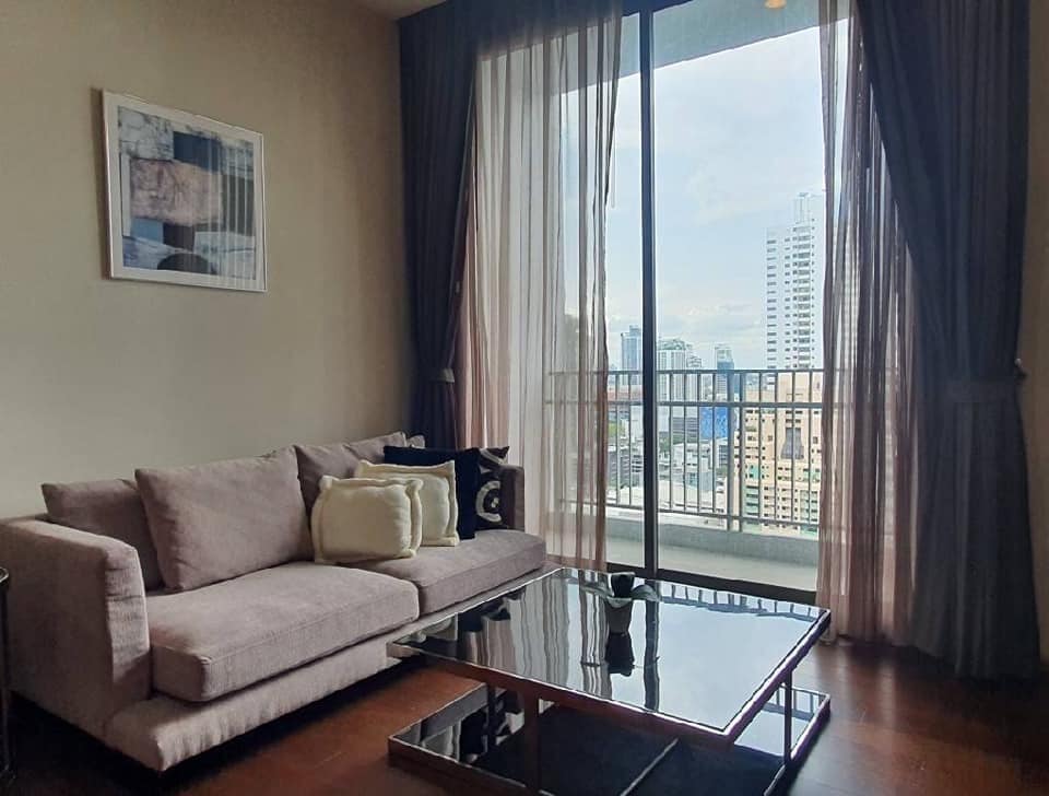 For SaleCondoSukhumvit, Asoke, Thonglor : S-QTR102  Quattro by Sansiri, 21st floor, Building B, city view, 82.5. sq m., 2 bedrooms, 2 bathrooms, 19.4 million. 092-597-4998