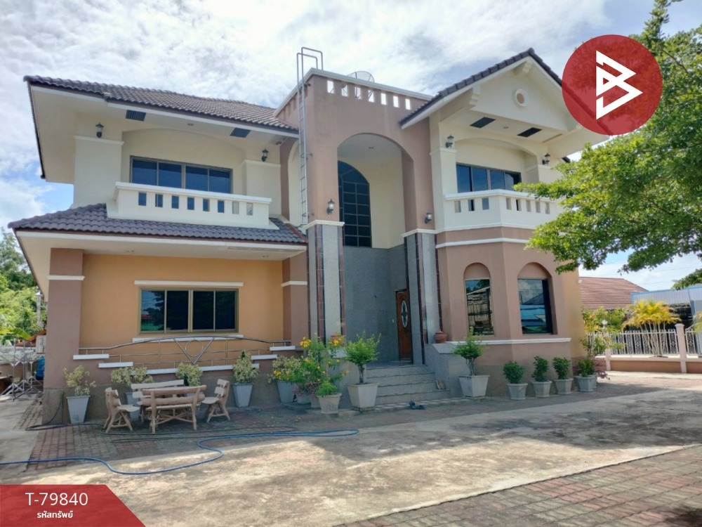 For SaleHousePhitsanulok : 2-story detached house for sale, area 1 rai 42 square wah, Samo Khae, Phitsanulok.