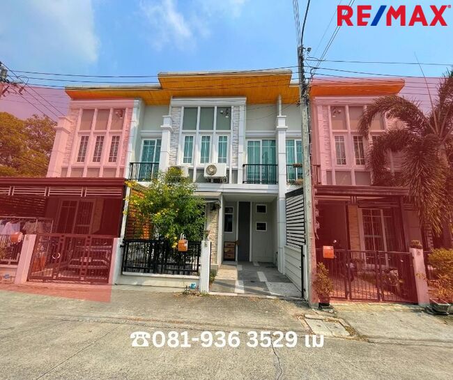 For SaleTownhouseLadkrabang, Suwannaphum Airport : House for sale Ram 2, Golden Town Village 2, Bangna-Suan Luang, Thung Setthi, Prawet, Suan Luang, Chaloem Phrakiat Rama 9 Road, along the Kanchanaphisek Ring Road.