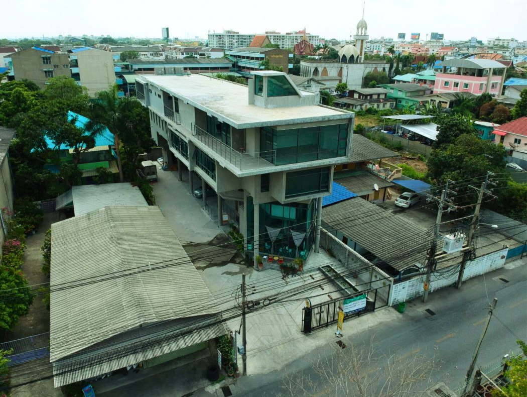 For SaleOfficePattanakan, Srinakarin : Office building with warehouse for sale, Sukhumvit-On Nut, near the BTS