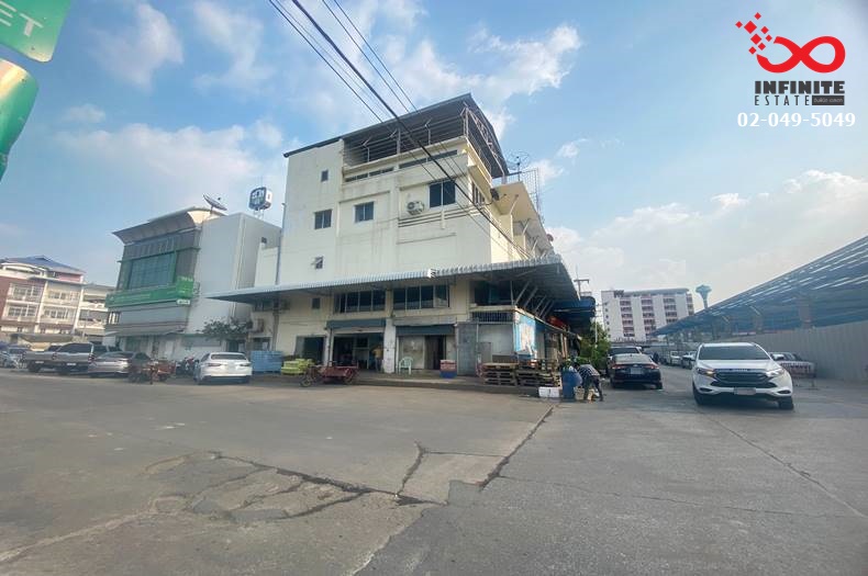 For SaleShophousePathum Thani,Rangsit, Thammasat : Commercial building for sale, 4 and a half floors, 37.6 square meters, Talat Thai, Phahon Yothin Road, Pathum Thani.